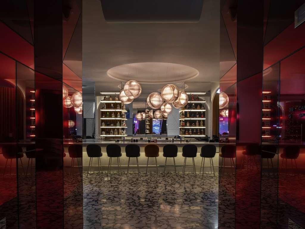 Mondrian Hong Kong Hotell Restaurant bilde